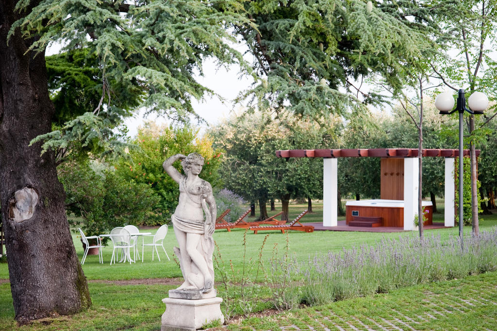 Alloggio per agriturismo Quercia Belvedere Relais *